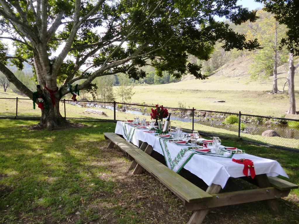 Christmas Creek Cafe & Cabins Lamington Exterior photo