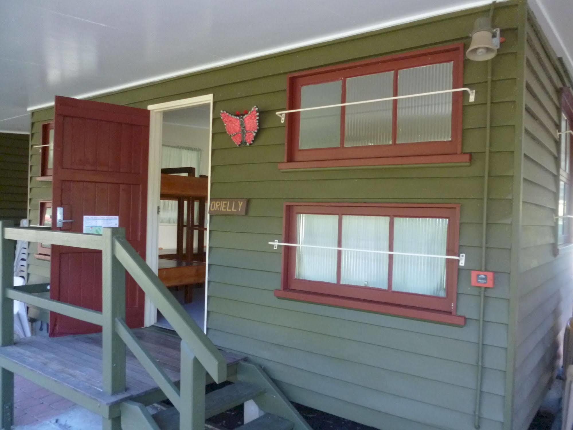 Christmas Creek Cafe & Cabins Lamington Exterior photo